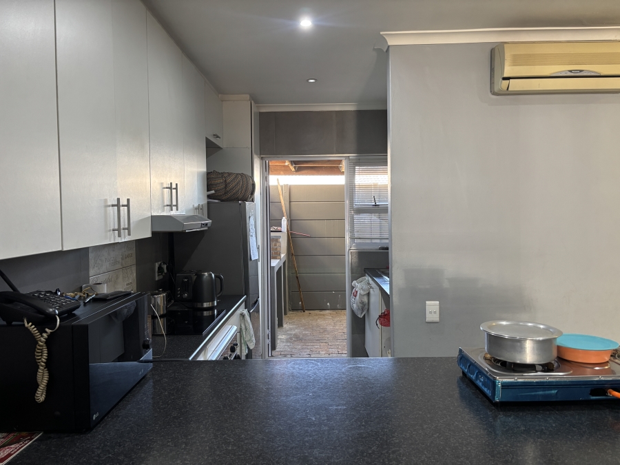 2 Bedroom Property for Sale in Glenwood Western Cape